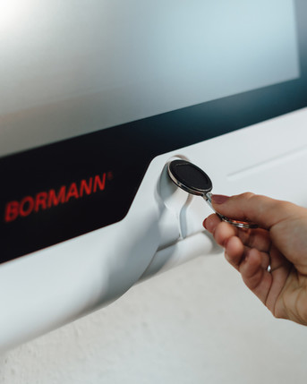 Anmeldung über integrierten RFID Reader