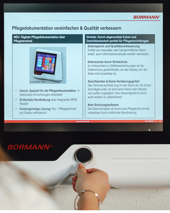 17'' TFT Display mit robustem anti-glare Touchglas